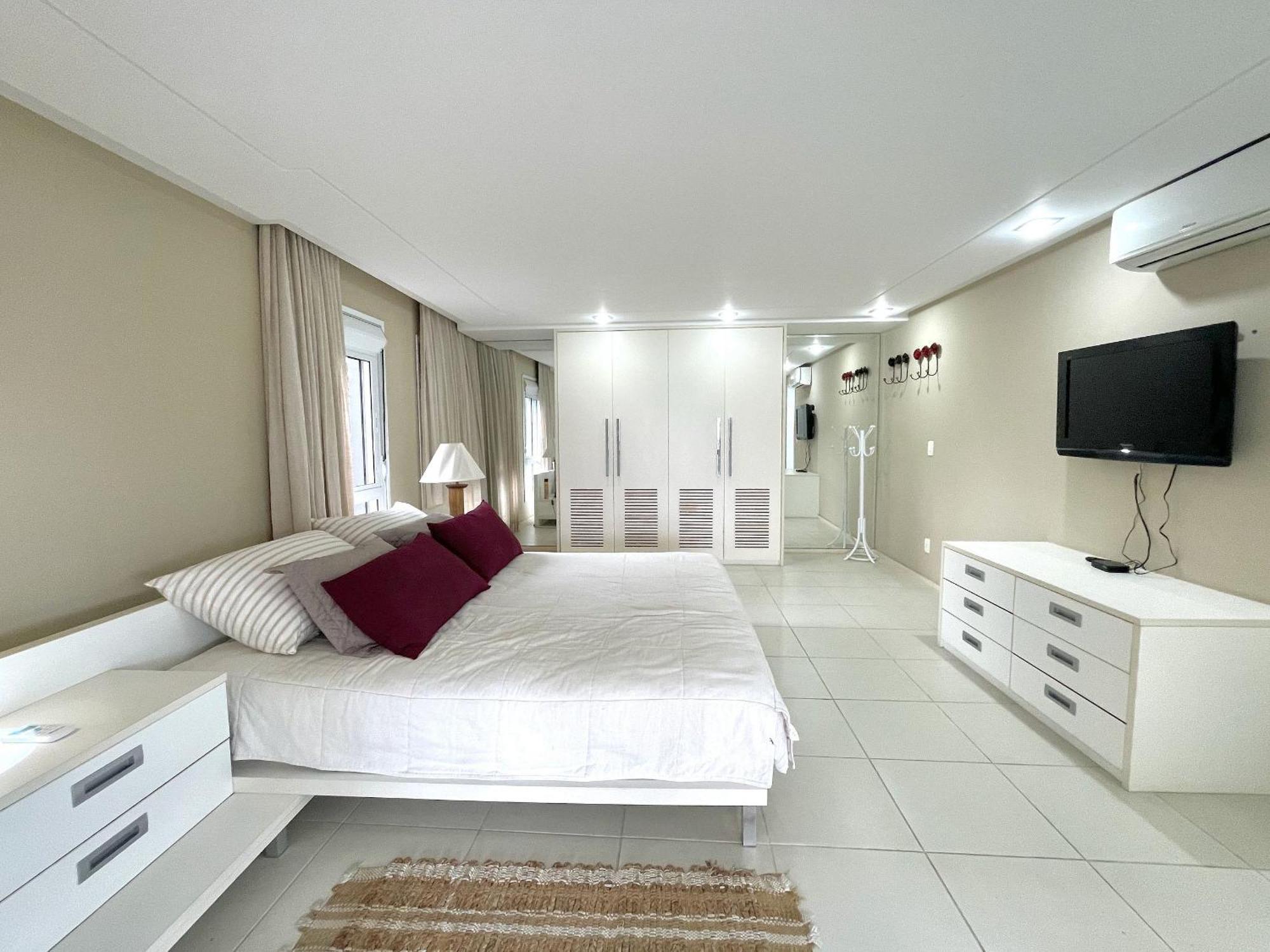 Duplex Montecarlo Ubatuba