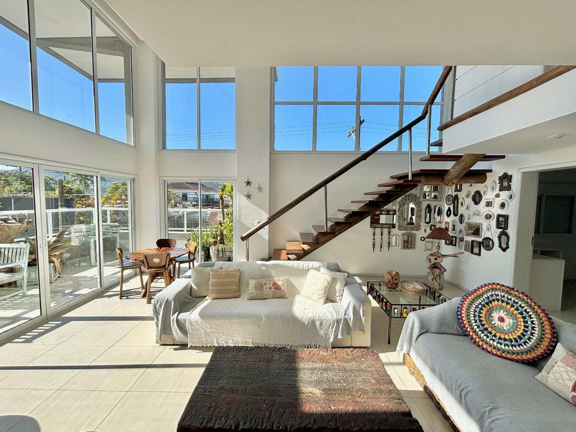 Duplex Montecarlo Apartment